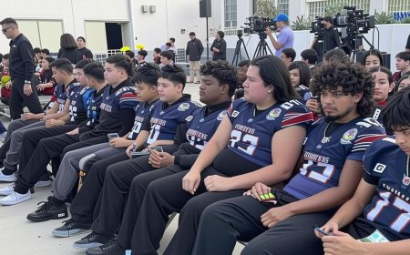 Epic Showdown: Garfield Takes on Roosevelt in East L.A. Classic Football Battle | PRIMENEWSNOW