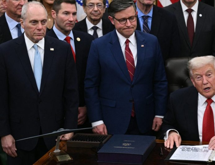 10 Bold Healthcare Predictions for 2026: AI Doctors, Business Challenges, and Rising Drug Prices | PRIMENEWSNOW